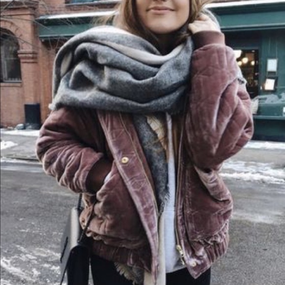 Quilted velvet bomber - Picture 2 of 6